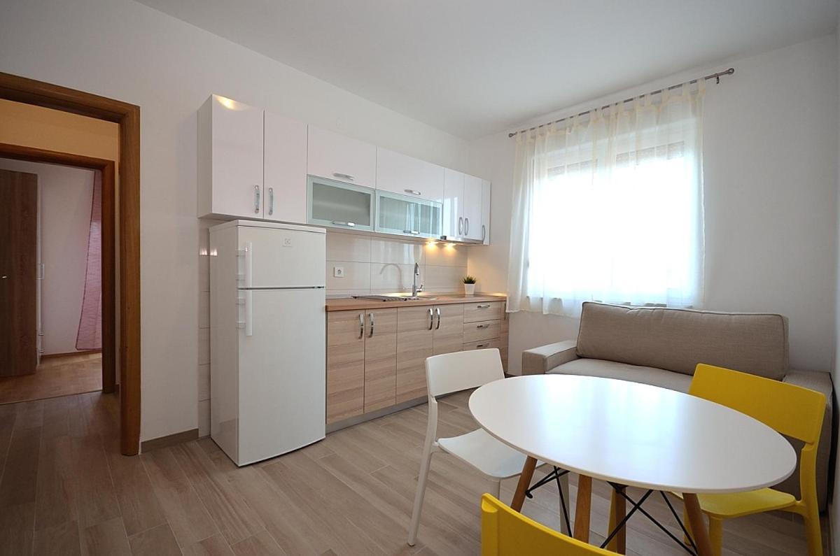 Mila Apartment Vodice Exterior foto